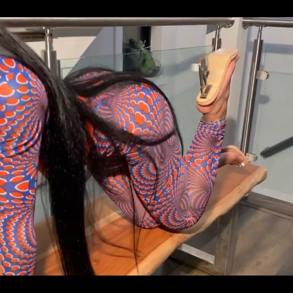 Spectrum two piece set - Picture 5 of 7